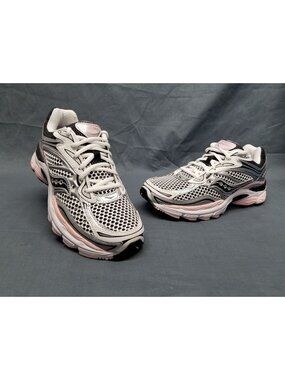 Saucony ProGrid Omni 9 Silver Pink Women's Size 6 New No Box !!